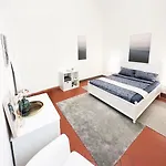 Wonderful Premium Apartment In Best Location At The Dome In Florence, 2 Bedrooms