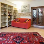 1 Bedroom Stunning Apartment In Firenze
