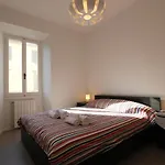 Santambrogio Apartment