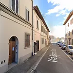 Indipendent Studio Apartment With Terrace - Parking