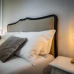 Yid Maroncelli Apartment