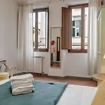 Luvi House - Sweet Dreams In Florence