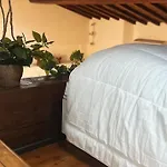Romantic Apartment In Florence