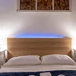 Tipica Cozy House + Parking!
