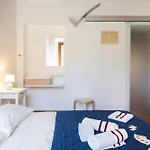 Tipica Cozy House + Parking!