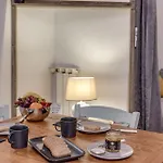 Luvi House - Sweet Dreams In Florence