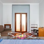 Visarno & University Roomy Flat X6 With Parking