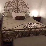 Double Large Room In Santo Spirito Oltrarno