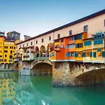 Ponte Vecchio Flat