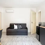 Cozy Apartment In Florence