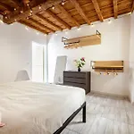 Cozy Apartment In Florence