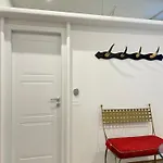 Pb Suites