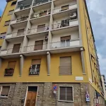G & G \'S Home