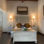 Florence Art Apartments