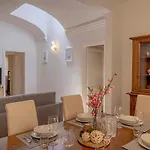 Duomo Florence Apartment