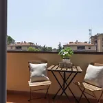 Italian Experience-Novoli Suite Apartment
