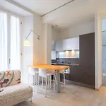 Small & Charming 1-Br Apt