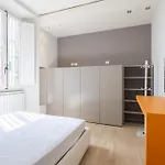 Small & Charming 1-Br Apt