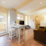 Algila Luxury Torrigiani Apartments