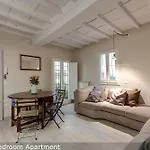 Charlie\'S Apartments By Mamo Florence