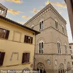 Mamo Florence - Calzaiuoli Apartment