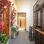 Hotel Joli