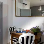 Lezioso, Apartments In Florence
