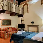 Corno Florentine Apartment By 360Rentals