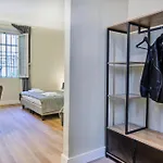 El Roy Garden Rooms