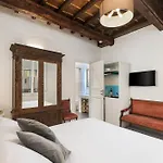 Roped Rooms Florence