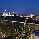 Caterina De\' Medici Luxury Attic With Terrace And Parking