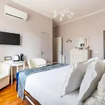 Central View Boutique - Milu Holidays Firenze