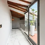 Regina House By Mmega