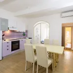 Home Borgognissanti