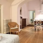 Wine Apartments Florence Nebbiolo