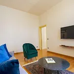 Apartment Duomo Apartament By Interhome