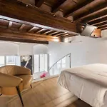 Appartamento Palazzo Bardi Apartments N 1