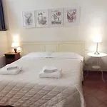 Letizia E Comfort A San Frediano