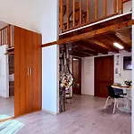 Casa Ugo Topazio 101 In The Historic Center