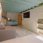 Sant\'Ambrogio Oasis Apartment