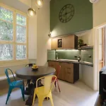 Sant\'Ambrogio Oasis Apartment