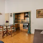 Borgo 6