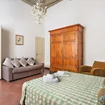Borgo 6
