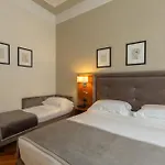 Hotel Embassy
