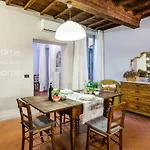 Torrigiani Apartment