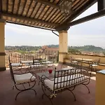Palazzo Magnani Feroni, All Suite - Residenza D\'Epoca