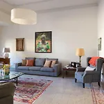 Asso\'S Place