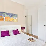 Santa Croce Stylish Flat