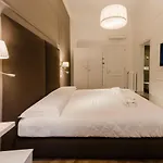 Daphne Guest House