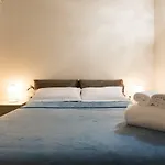 Duomo 2 Bedroom Apartment